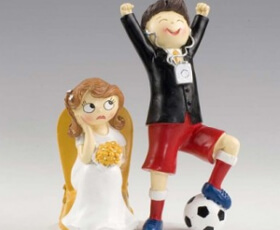 Cake topper con sposo calciatore