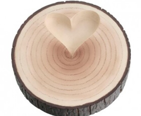 Porta fedi a forma di tronco di albero con cuore