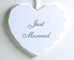 Cuore in legno bianco Just Married