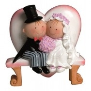 Cake topper sposi su panchina a cuore