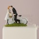 Cake topper con sposi in bicicletta