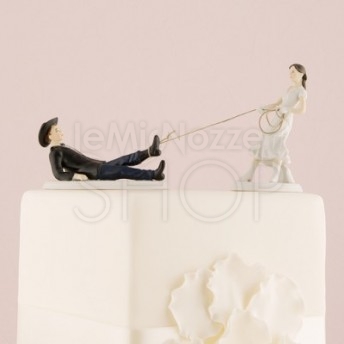 Cake topper sposi con sposo preso al cappio