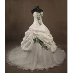 Abito da sposa principesco Mod. Maria Rosmunda