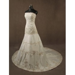 Abito da sposa classico Mod. Michela