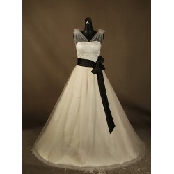 Abito da sposa classico Mod. Maria Rebecca