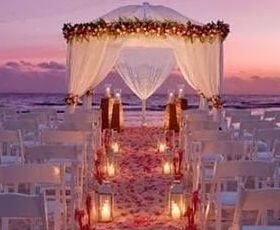 Matrimonio in spiaggia al tramonto