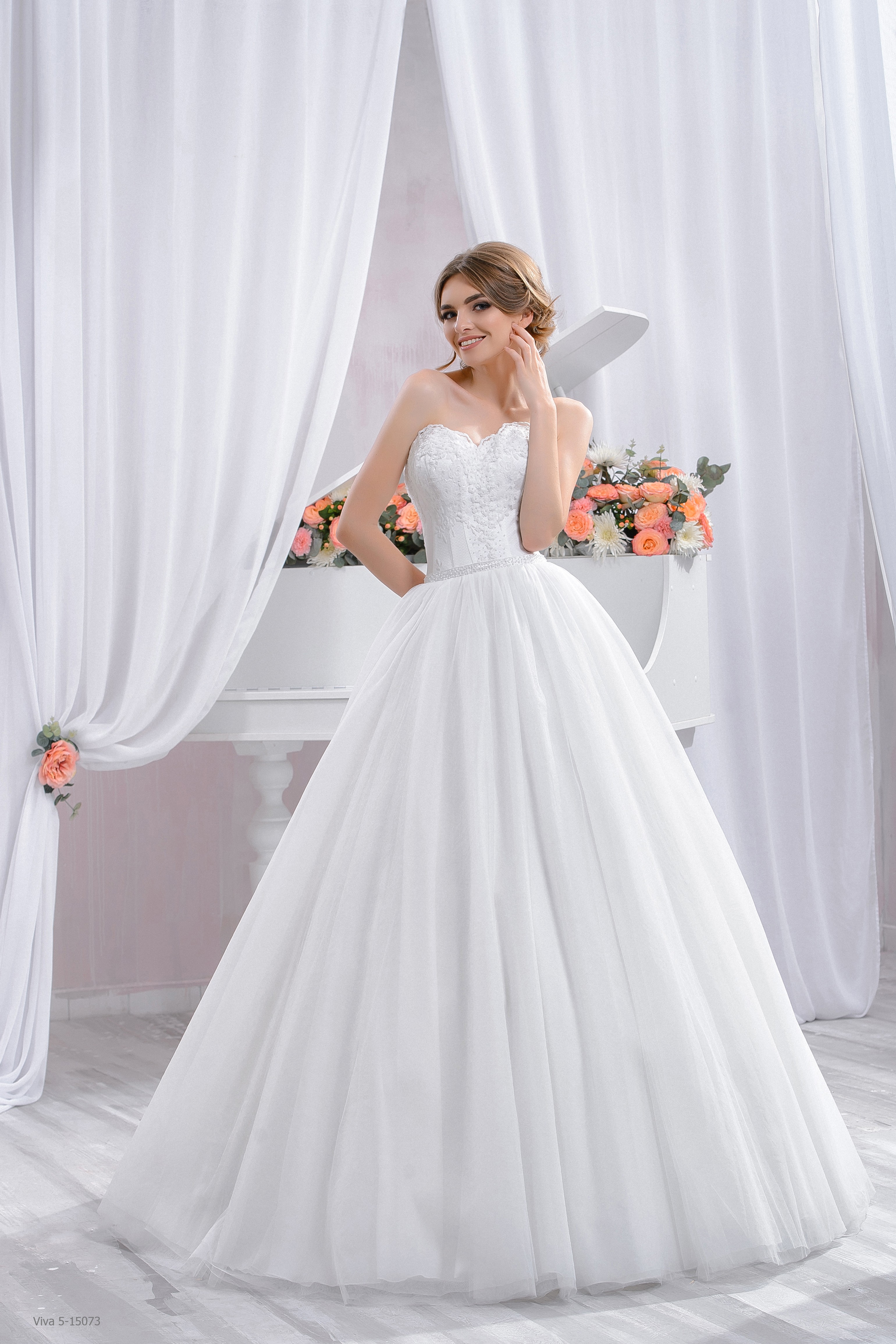 Abito da sposa principesco Mod. Caterina - LeMieNozze SHOP