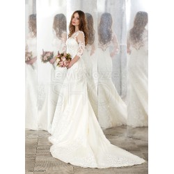 Abito da sposa a sirena con strascico Mod. Duilia