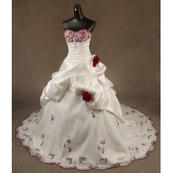 Abito da sposa principesco Mod. Maria Simonetta