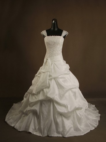 Abito da sposa classico Mod. Maria Vittoria