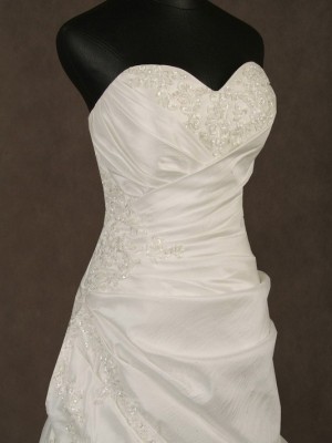 Abito da sposa classico Mod. Monica