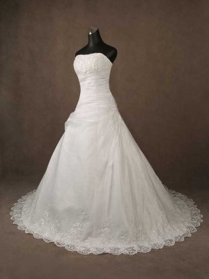 Abito da sposa classico Mod. Novella